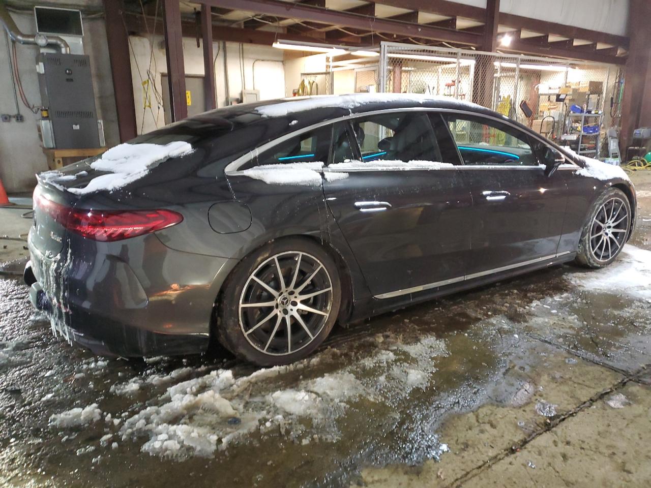2023 Mercedes-Benz EQS VIN W1KCG4EBXPA032202 Copart auction photo, side / undercarriage damage thumbnail 3