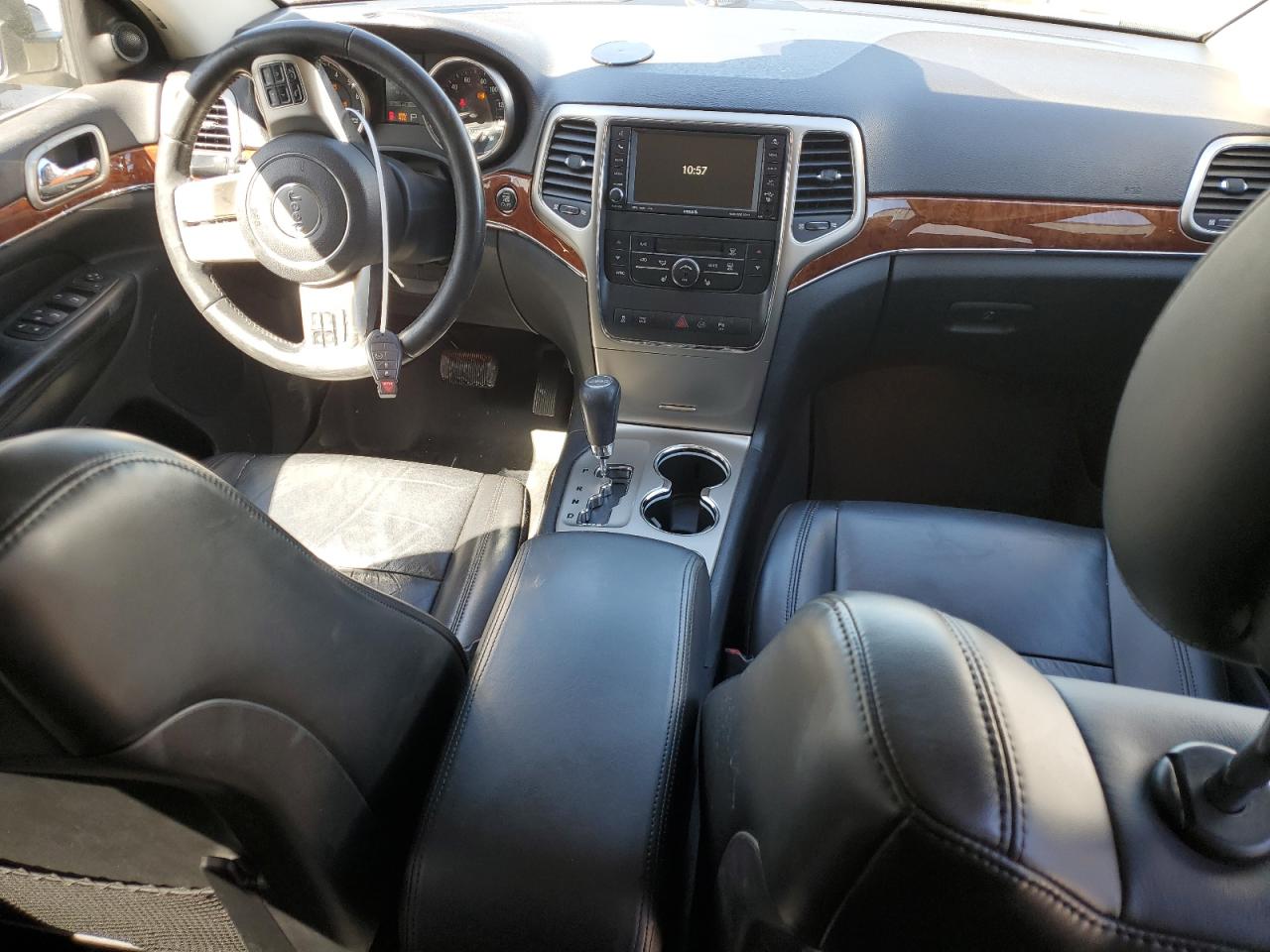 2011 Jeep Grand Cherokee VIN 1J4RR5GT8BC562489 Copart auction photo, front end damage thumbnail 8