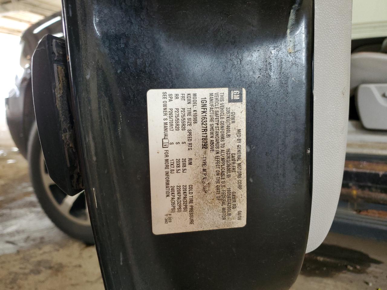 2007 Chevrolet Suburban VIN 1GNFK16327R178792 Copart auction photo, rear end damage thumbnail 13