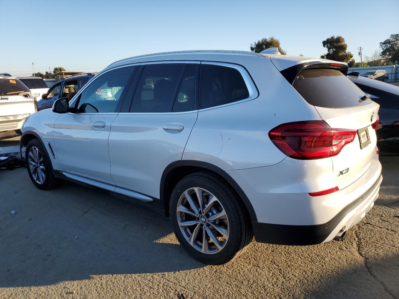 2019 BMW X3 VIN 5UXTR9C58KLP76665 Copart auction photo, front end / side damage thumbnail 2