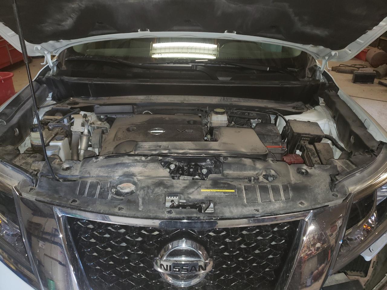 2015 Nissan Pathfinder VIN 5N1AR2MMXFC607643 Copart auction photo, all over damage thumbnail 7