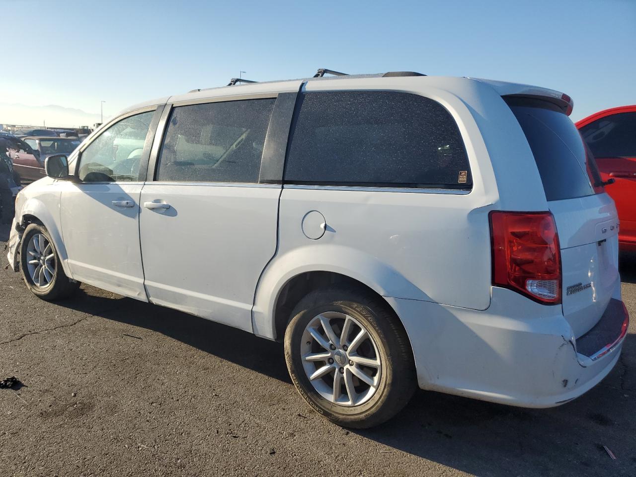 2018 Dodge Caravan VIN 2C4RDGCG5JR300881 Copart auction photo, front end damage thumbnail 2