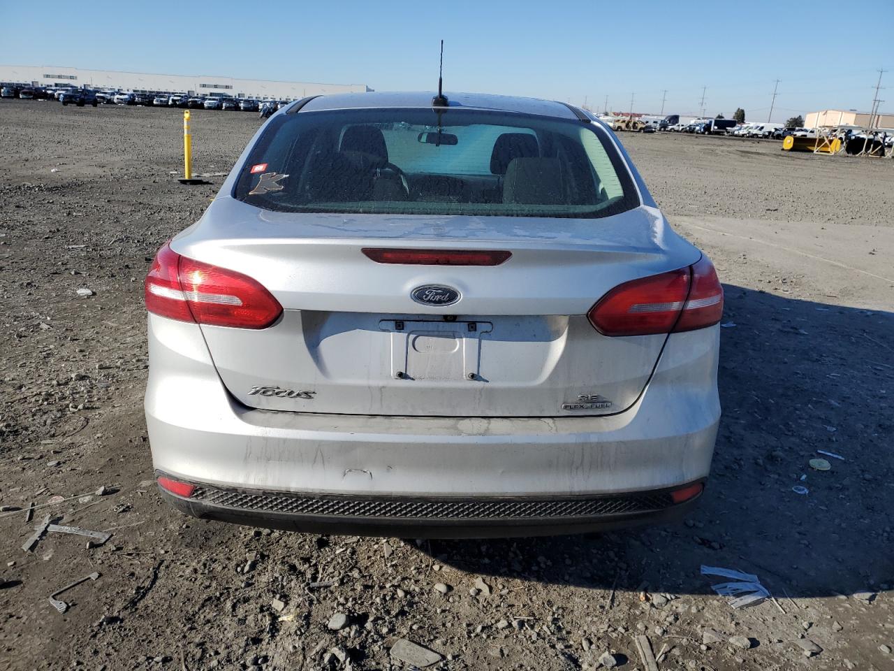 2016 Ford Focus VIN 1FADP3F2XGL255289 Copart auction photo, front end / side damage thumbnail 6