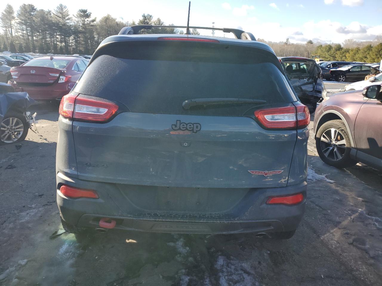 2015 Jeep Cherokee VIN 1C4PJMBS4FW655205 Copart auction photo, front end damage thumbnail 6