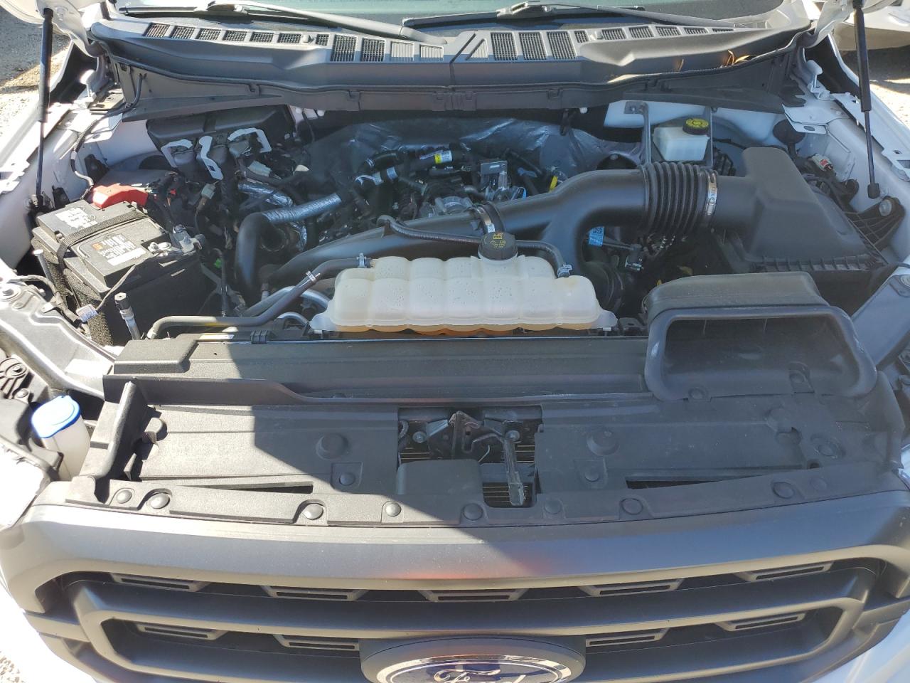 2022 Ford F-150 VIN 1FTEW1EP1NKE70226 Copart auction photo, side / front end damage thumbnail 12