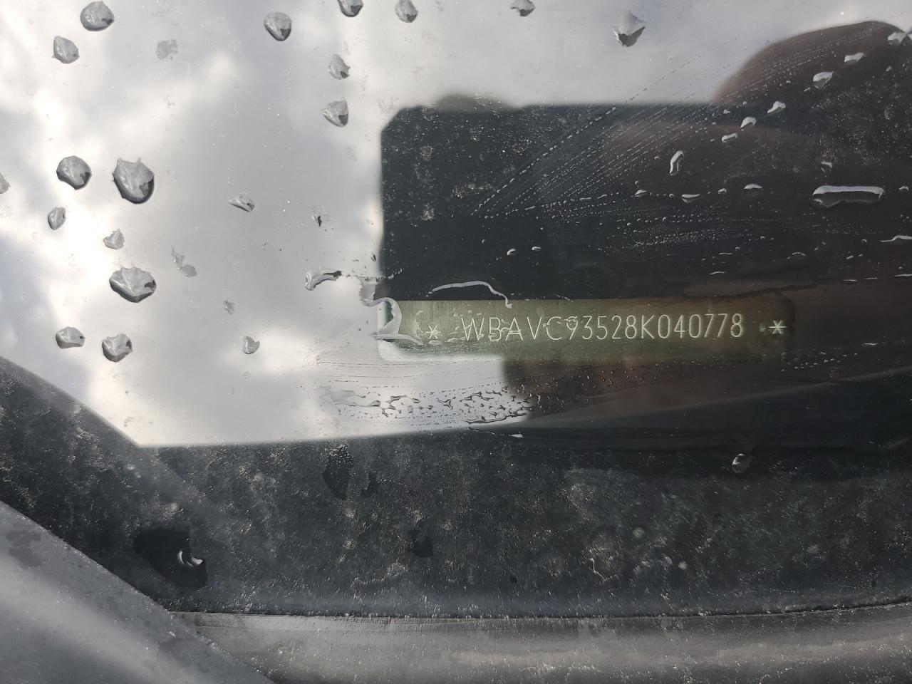 2008 BMW 3er VIN WBAVC93528K040778 Copart auction photo, side damage thumbnail 14