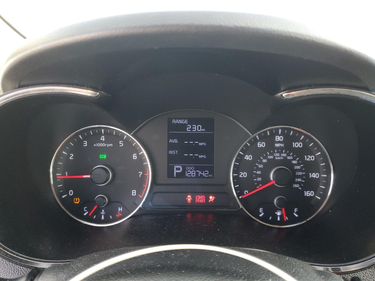 2014 KIA Forte VIN KNAFK4A6XE5056016 Copart auction photo, front end / vandalism damage thumbnail 9