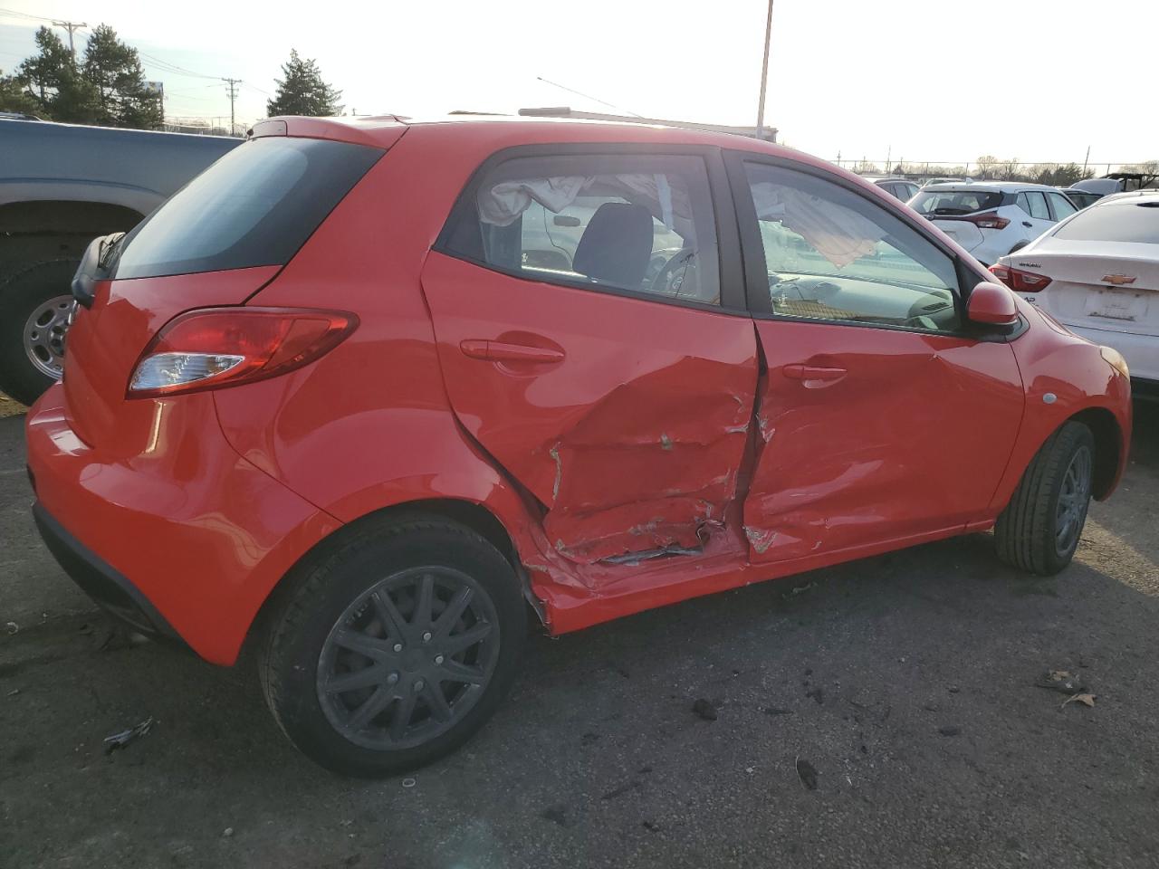 2013 Mazda 2 VIN JM1DE1KY1D0169848 Copart auction photo, side / undercarriage damage thumbnail 3