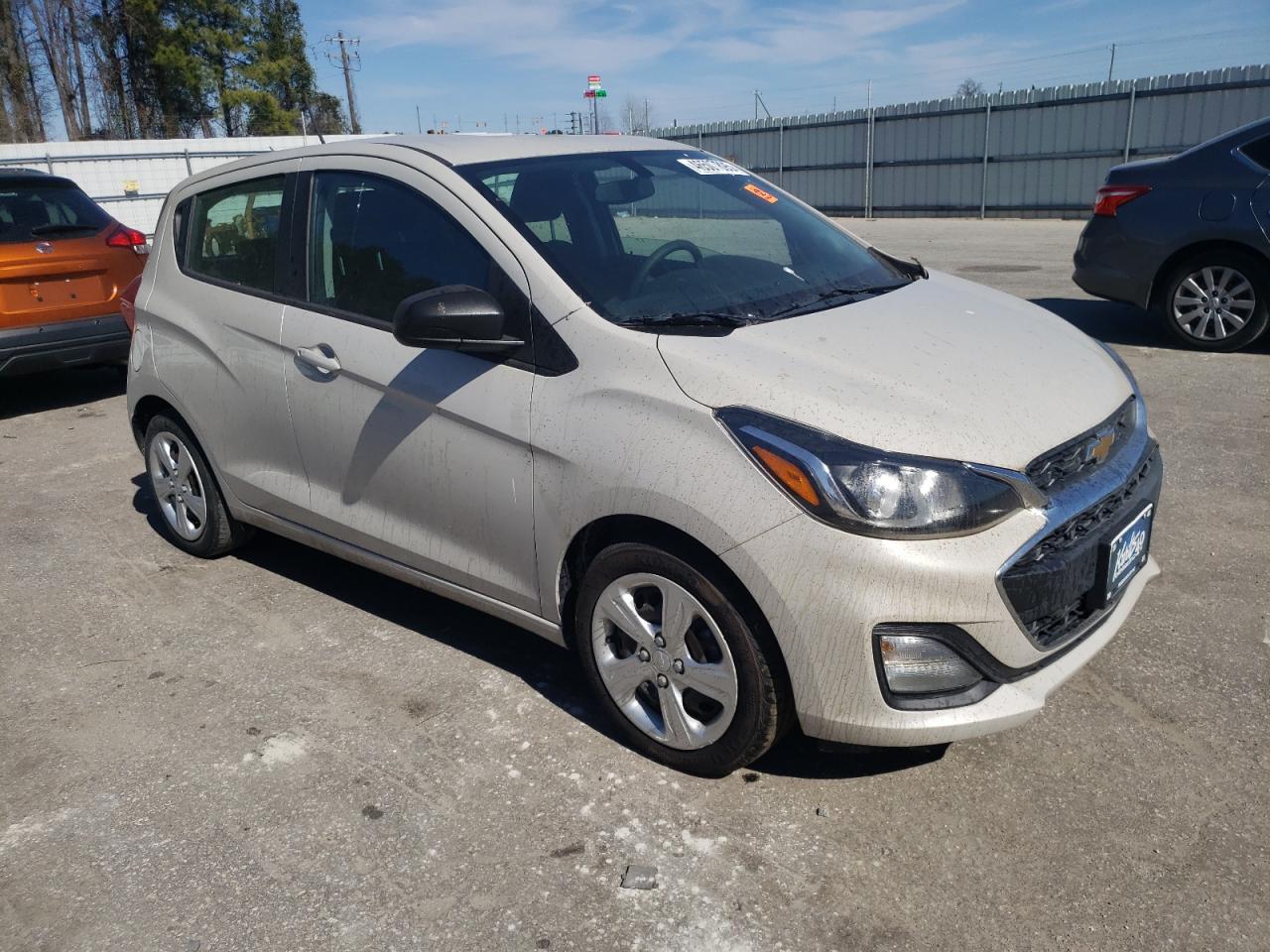 2019 Chevrolet Spark VIN KL8CB6SA2KC782084 Copart auction photo, top/roof / side damage thumbnail 4