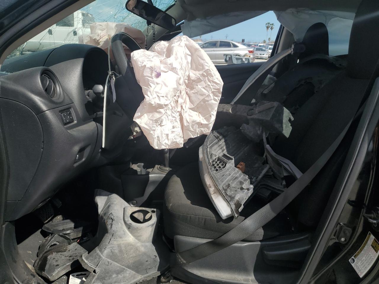 2016 Nissan Versa VIN 3N1CN7AP9GL914377 Copart auction photo, biohazard/chemical / front end damage thumbnail 7