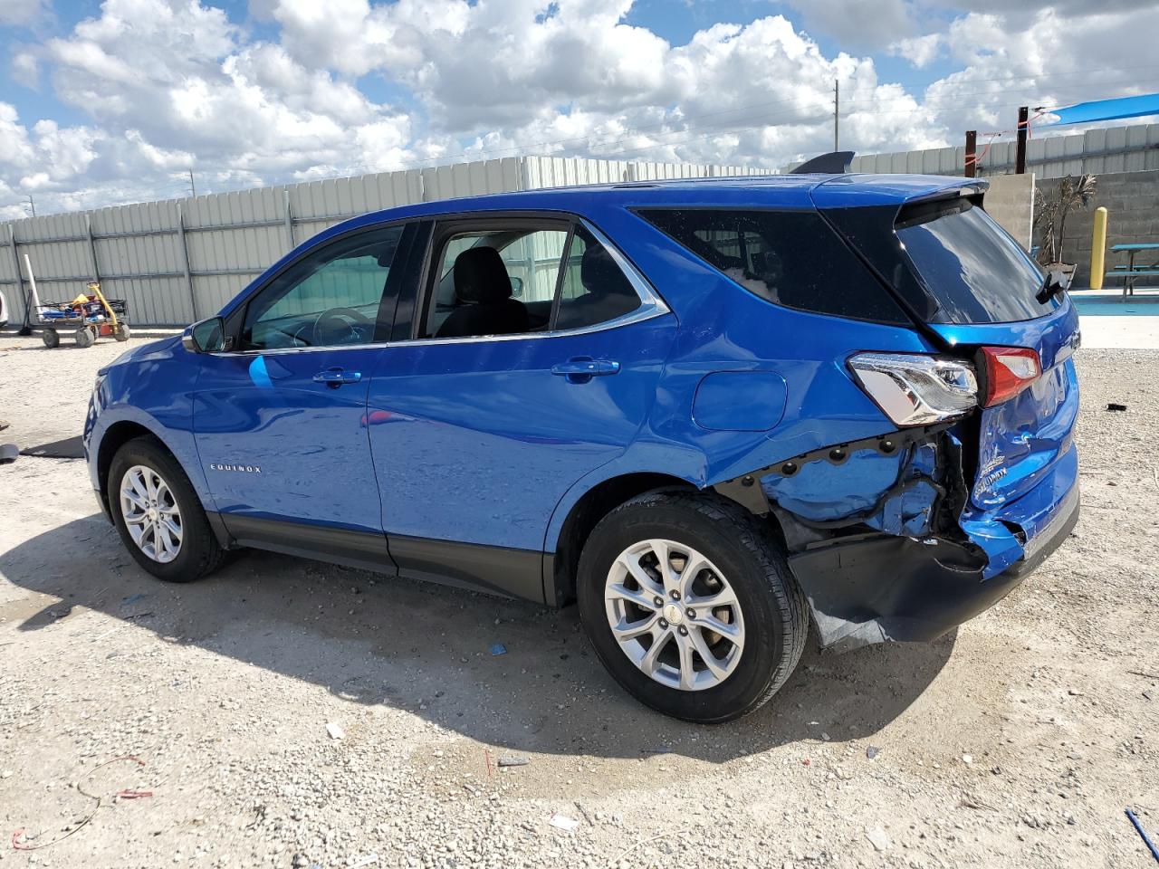 2019 Chevrolet Equinox VIN 3GNAXKEV4KS520219 Copart auction photo, rear end damage thumbnail 2