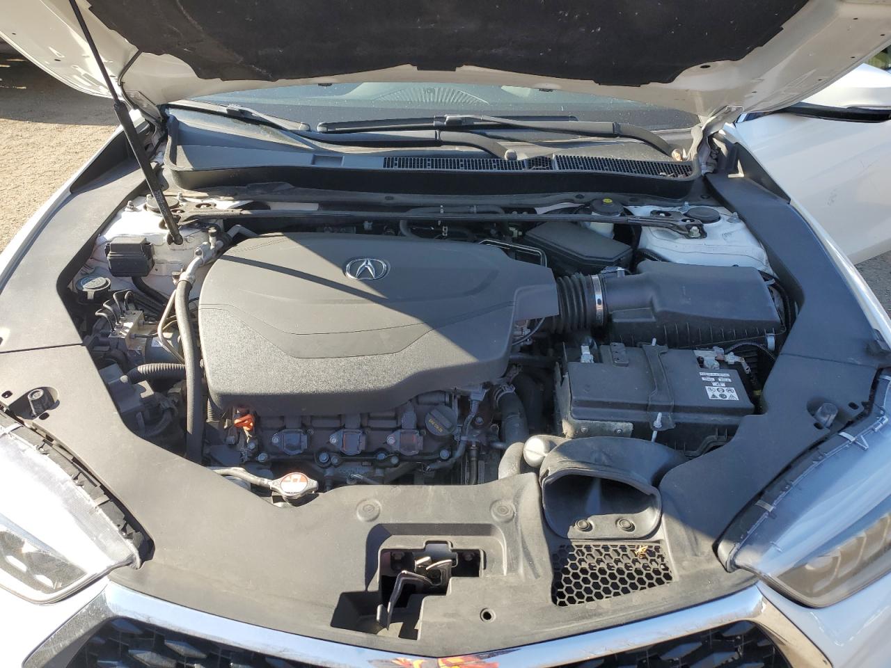 2018 Acura TLX VIN 19UUB2F59JA007083 Copart auction photo, vandalism / minor dent/scratches damage thumbnail 11