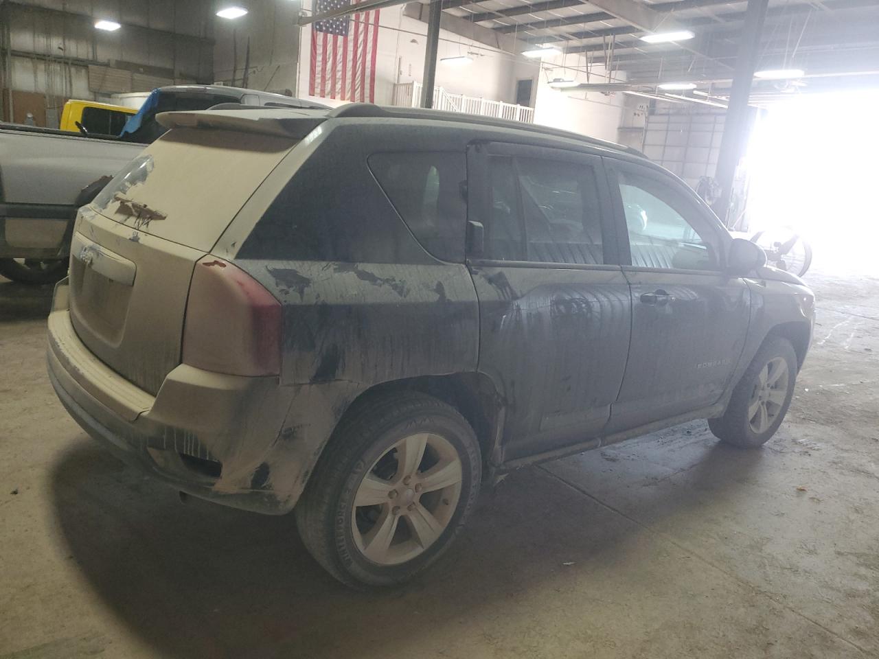 2015 Jeep Compass VIN 1C4NJDBB3FD130266 Copart auction photo, mechanical / minor dent/scratches damage thumbnail 3