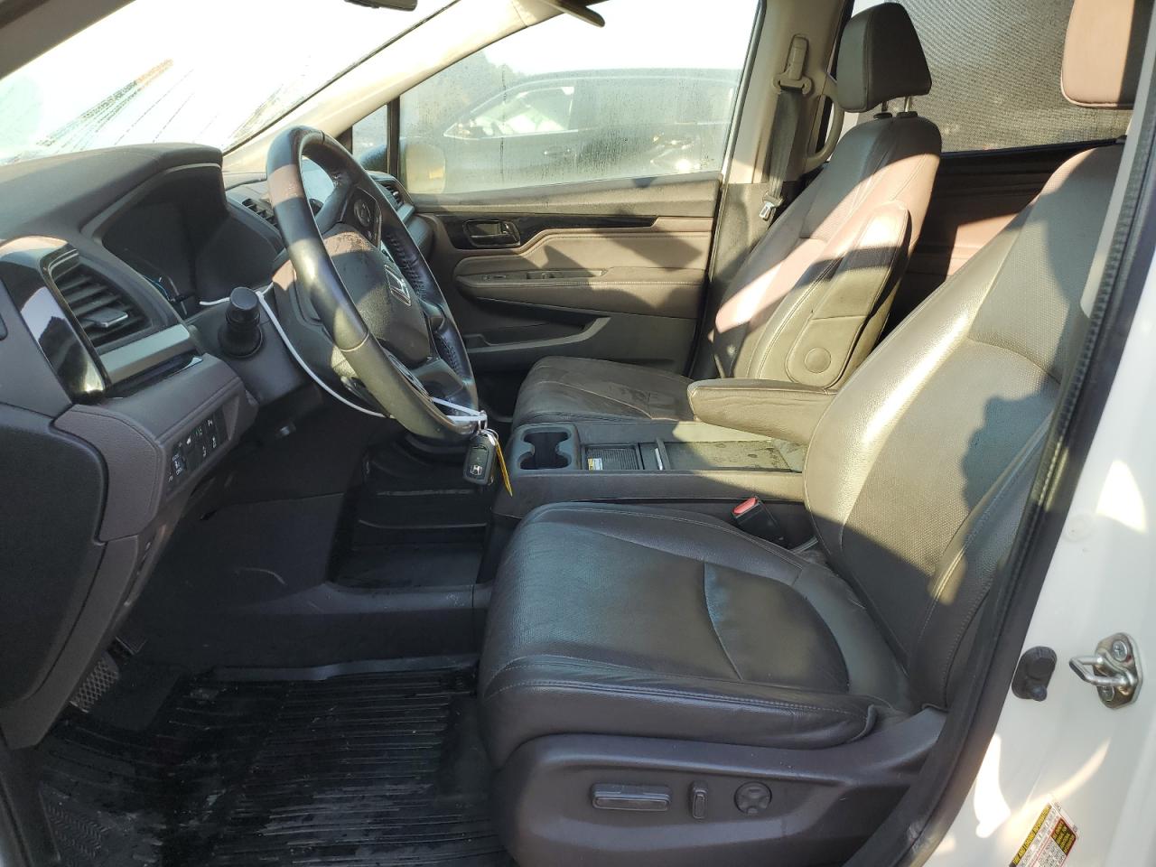 2018 Honda Odyssey VIN 5FNRL6H90JB100302 Copart auction photo, rear end damage thumbnail 7