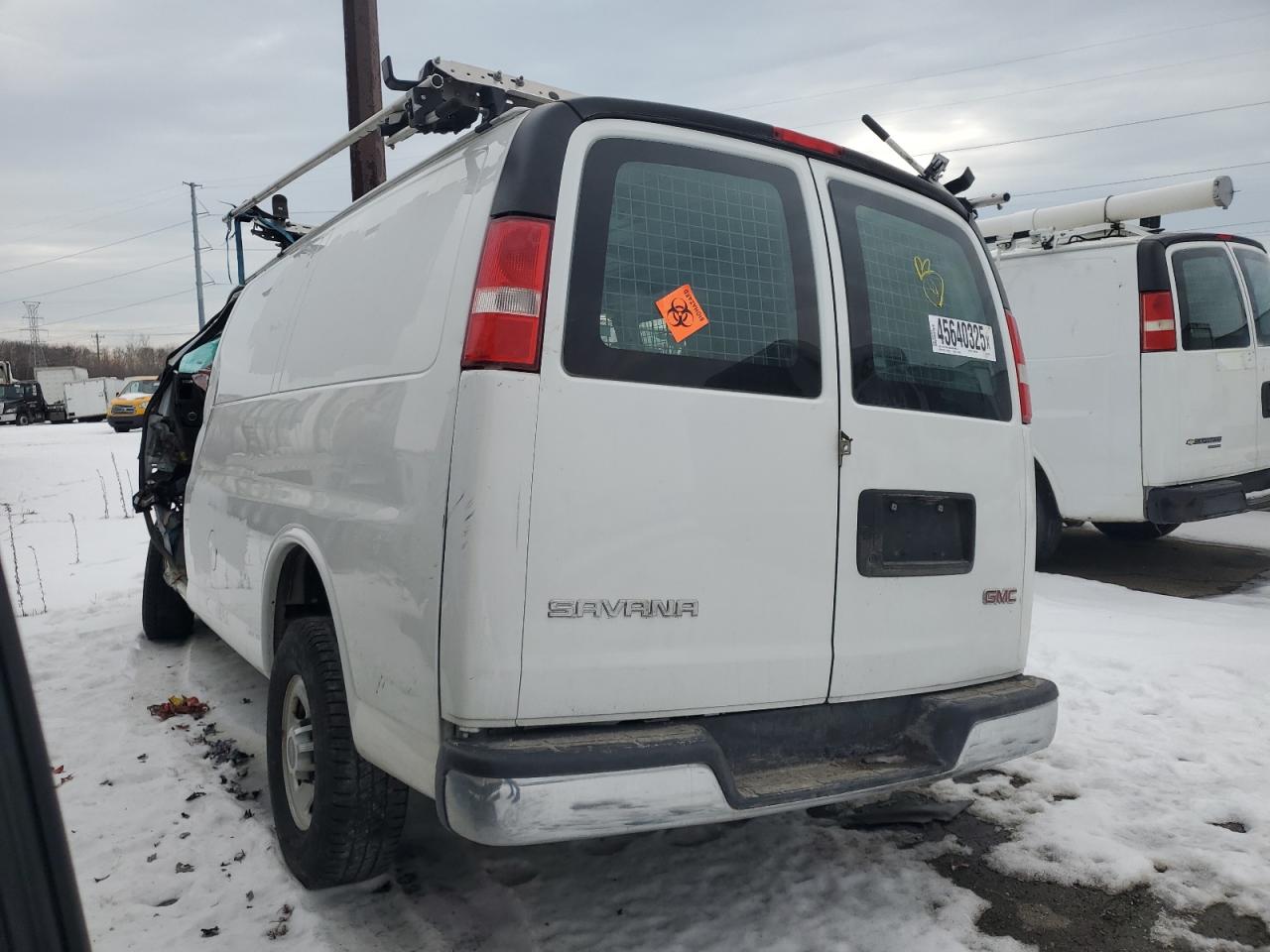 2016 GMC Savana VIN 1GTW7AFF4G1266147 Copart auction photo, front end / side damage thumbnail 2