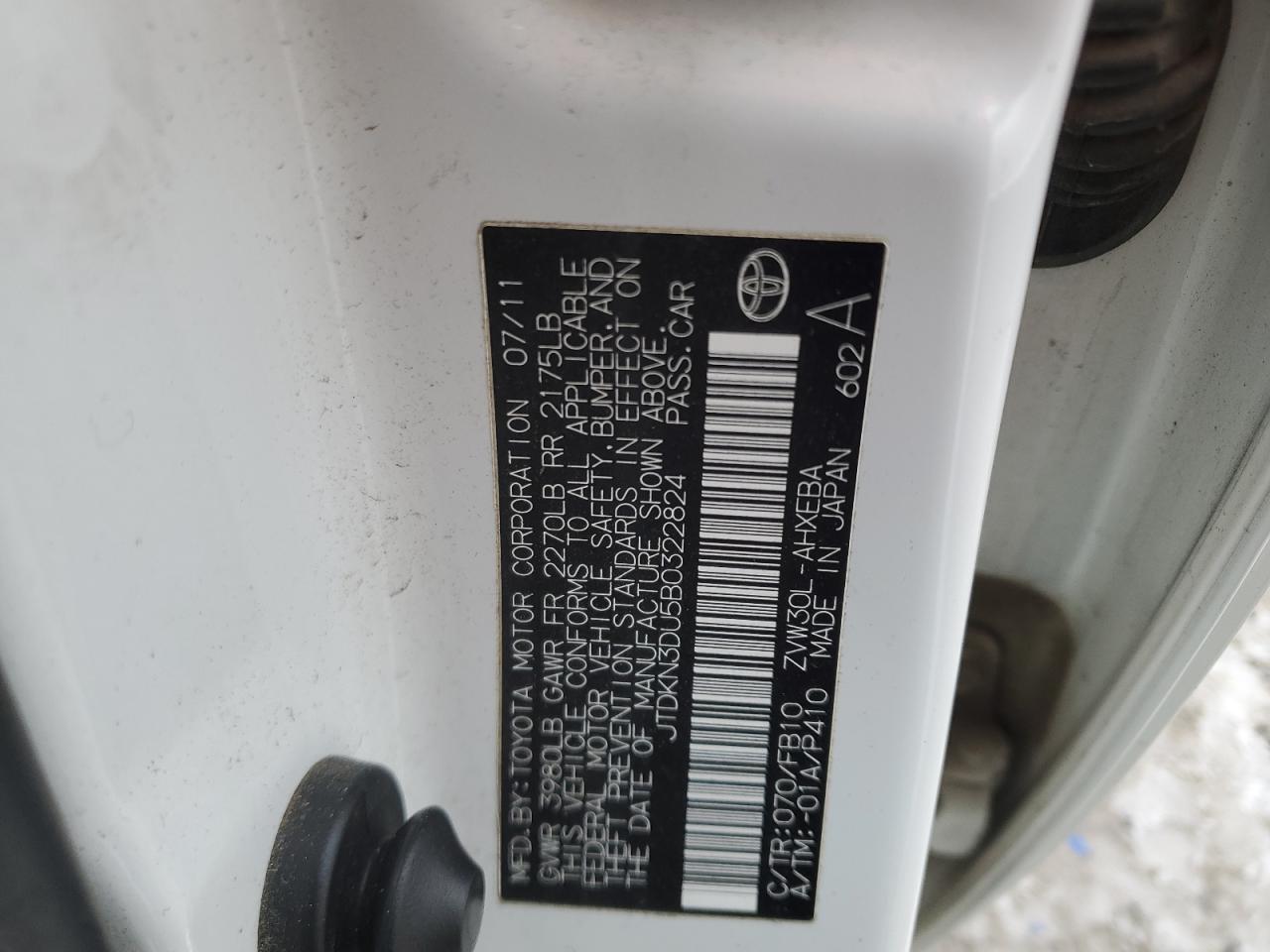 2011 Toyota Prius VIN JTDKN3DU5B0322824 Copart auction photo, minor dent/scratches damage thumbnail 12