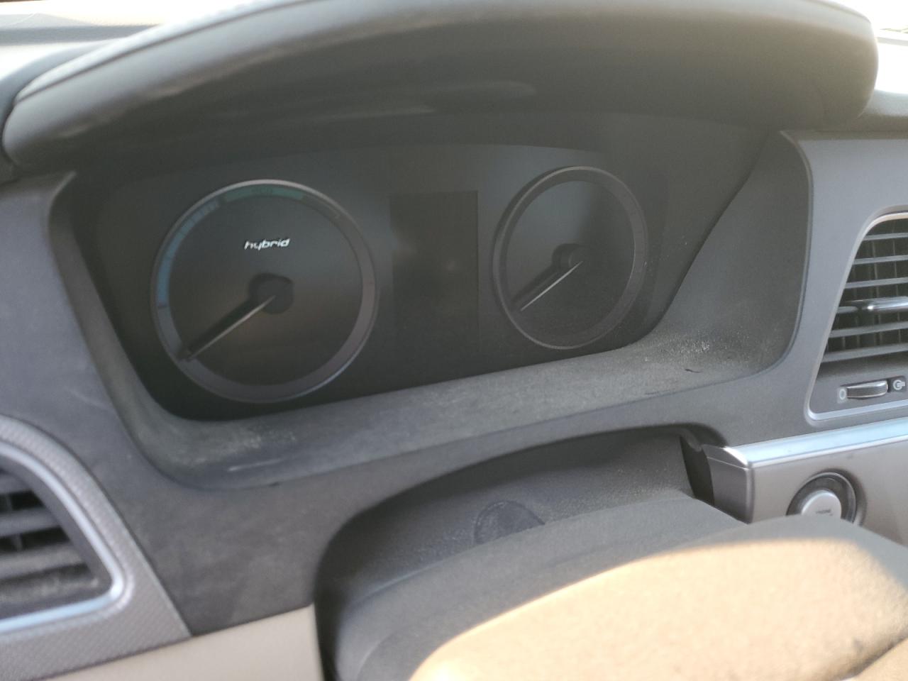 2017 Hyundai Sonata VIN KMHE24L13HA054874 Copart auction photo, vandalism damage thumbnail 9