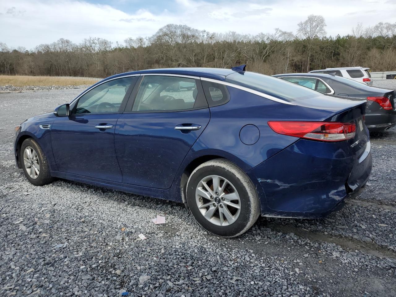 2017 KIA Optima VIN 5XXGT4L33HG177851 Copart auction photo, rear end damage thumbnail 2