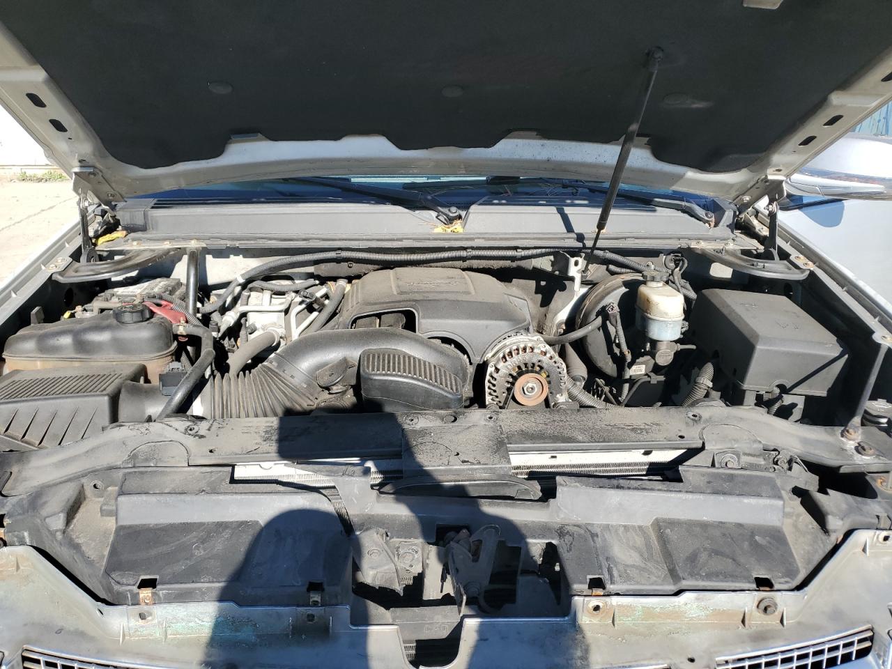 2010 Cadillac Escalade VIN 1GYUKBEF2AR269192 Copart auction photo, front end damage thumbnail 12