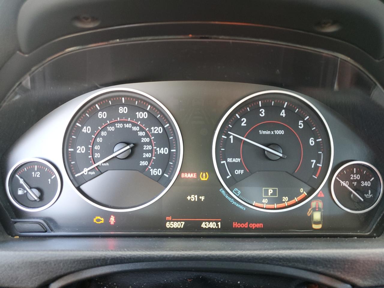 2015 BMW 3er VIN WBA3C1C52FK121737 Copart auction photo, front end / minor dent/scratches damage thumbnail 9