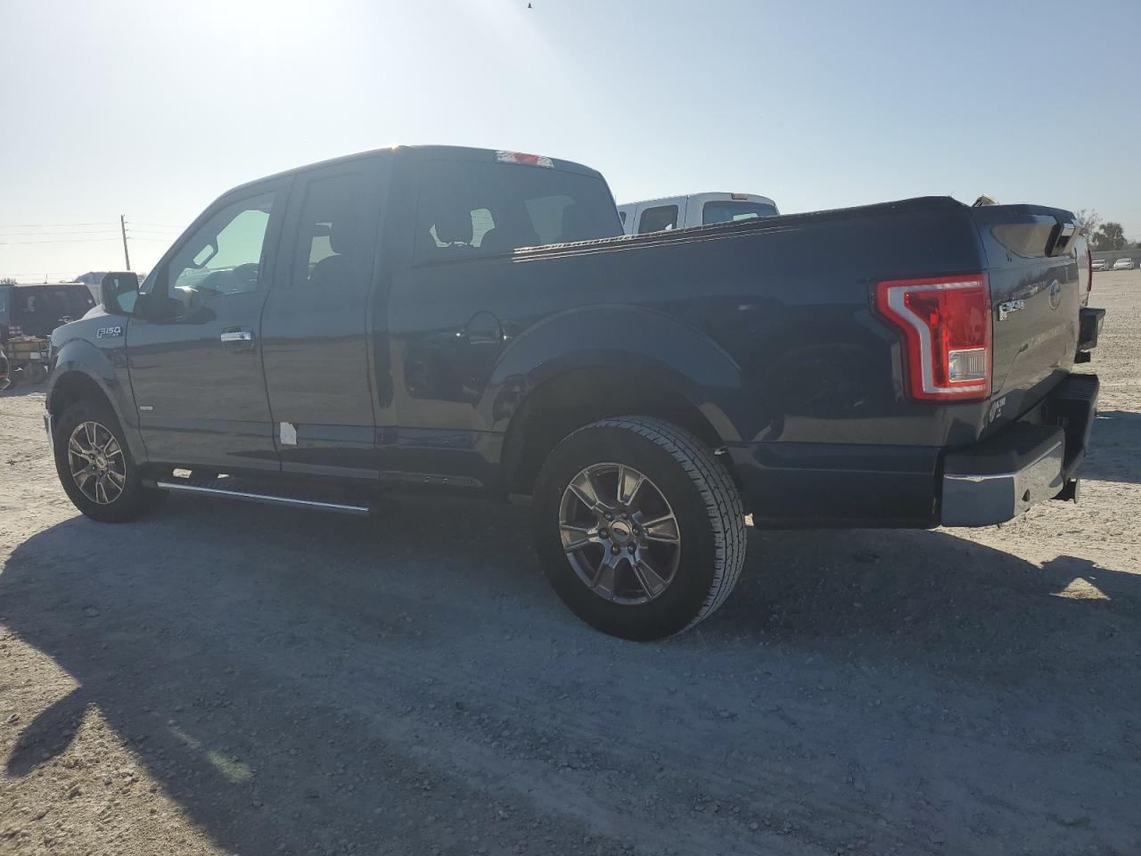 2015 Ford F-150 VIN 1FTEX1CP3FFB38444 Copart auction photo, water/flood damage thumbnail 2