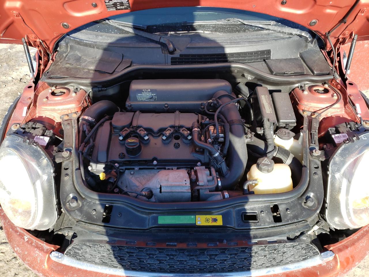 2011 MINI Cooper VIN WMWSV3C54BTY10975 Copart auction photo, minor dent/scratches damage thumbnail 11
