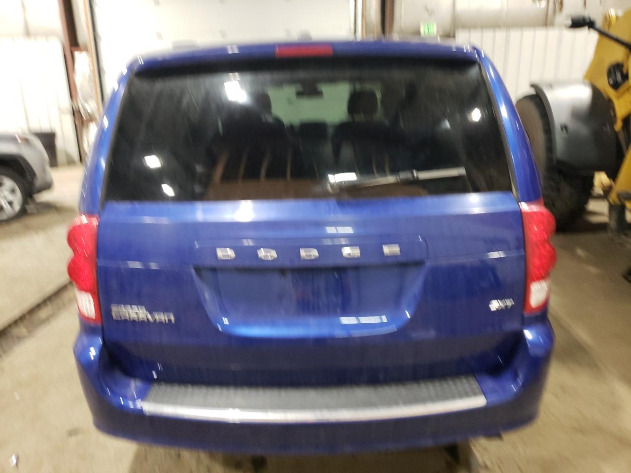 2020 Dodge Caravan VIN 2C4RDGCG1LR179690 Copart auction photo, all over damage thumbnail 6