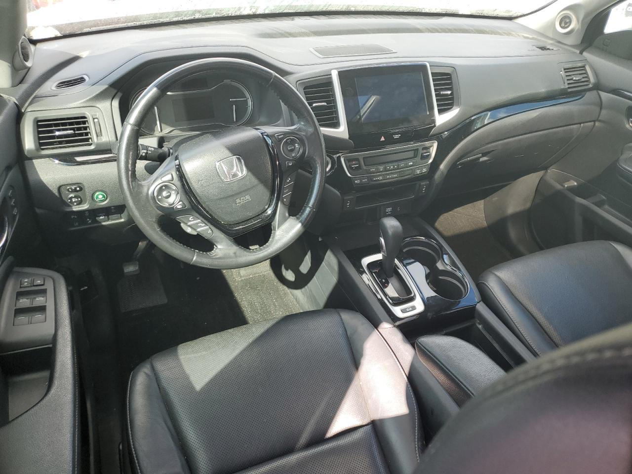2017 Honda Ridgeline VIN 5FPYK3F77HB026957 Copart auction photo, water/flood damage thumbnail 8