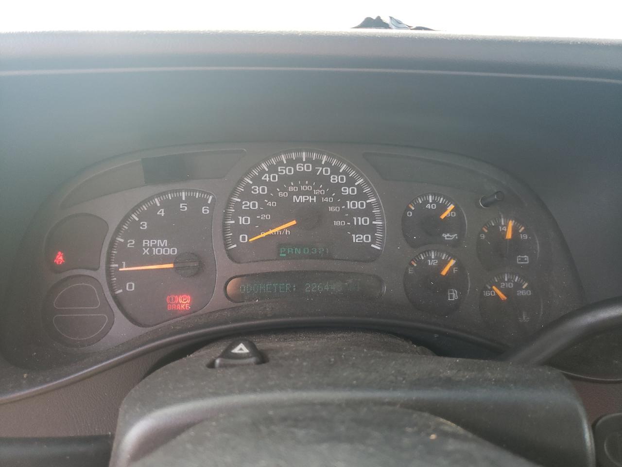2004 Chevrolet Silverado VIN 2GCEC19V741304180 Copart auction photo, all over damage thumbnail 9