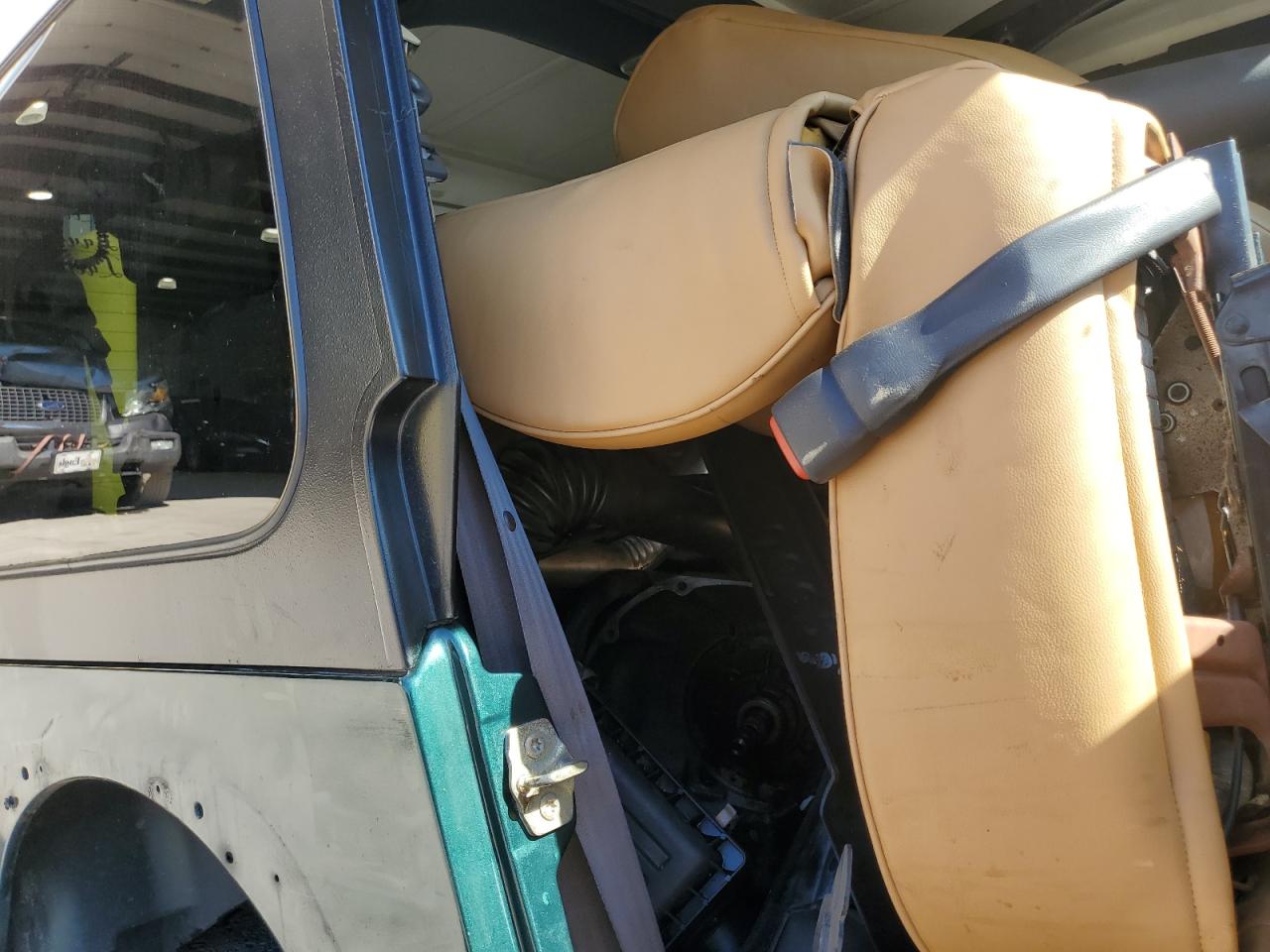 1999 Jeep Wrangler VIN 1J4FY19S5XP438604 Copart auction photo, all over damage thumbnail 10