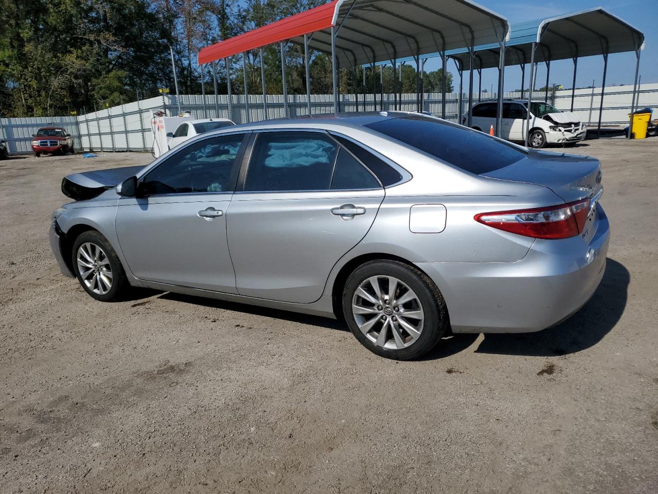 2017 Toyota Camry VIN 4T1BF1FK0HU633569 Copart auction photo, front end damage thumbnail 2
