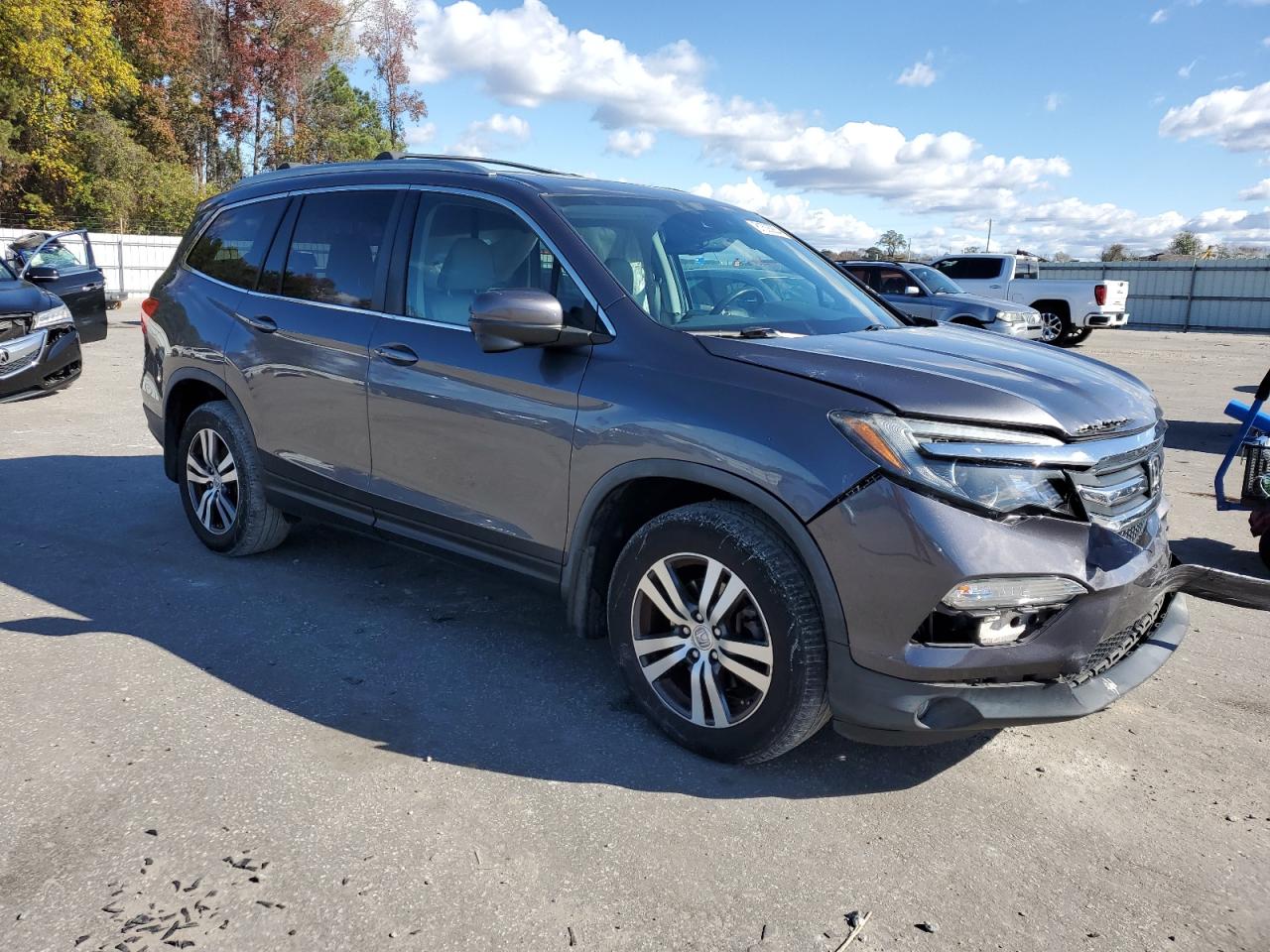 2018 Honda Pilot VIN 5FNYF6H67JB022710 Copart auction photo, front end damage thumbnail 4