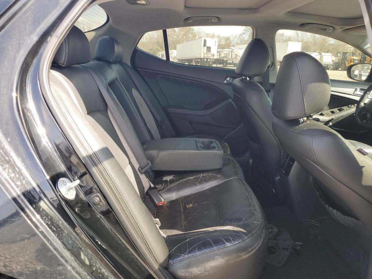 2012 KIA Optima VIN 5XXGR4A67CG028301 Copart auction photo, front end / side damage thumbnail 10
