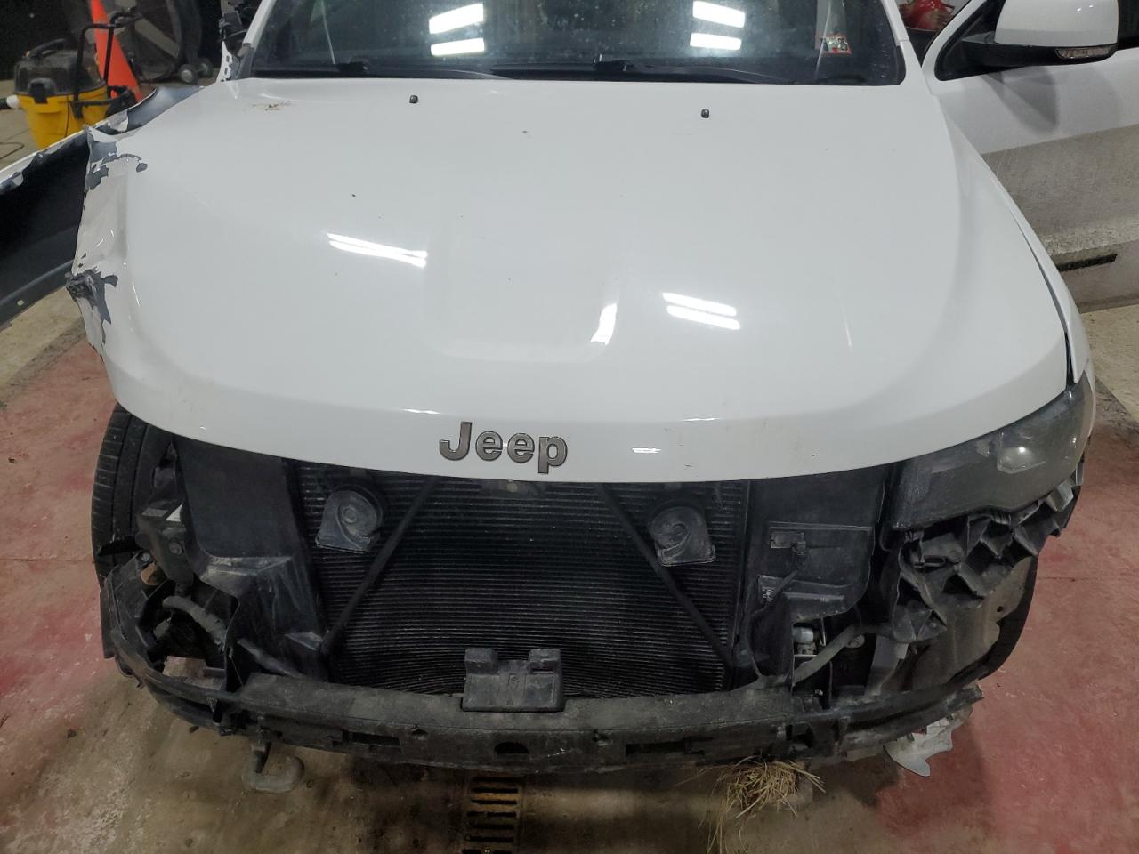 2017 Jeep Grand Cherokee VIN 1C4RJFBG3HC695344 Copart auction photo, all over damage thumbnail 12