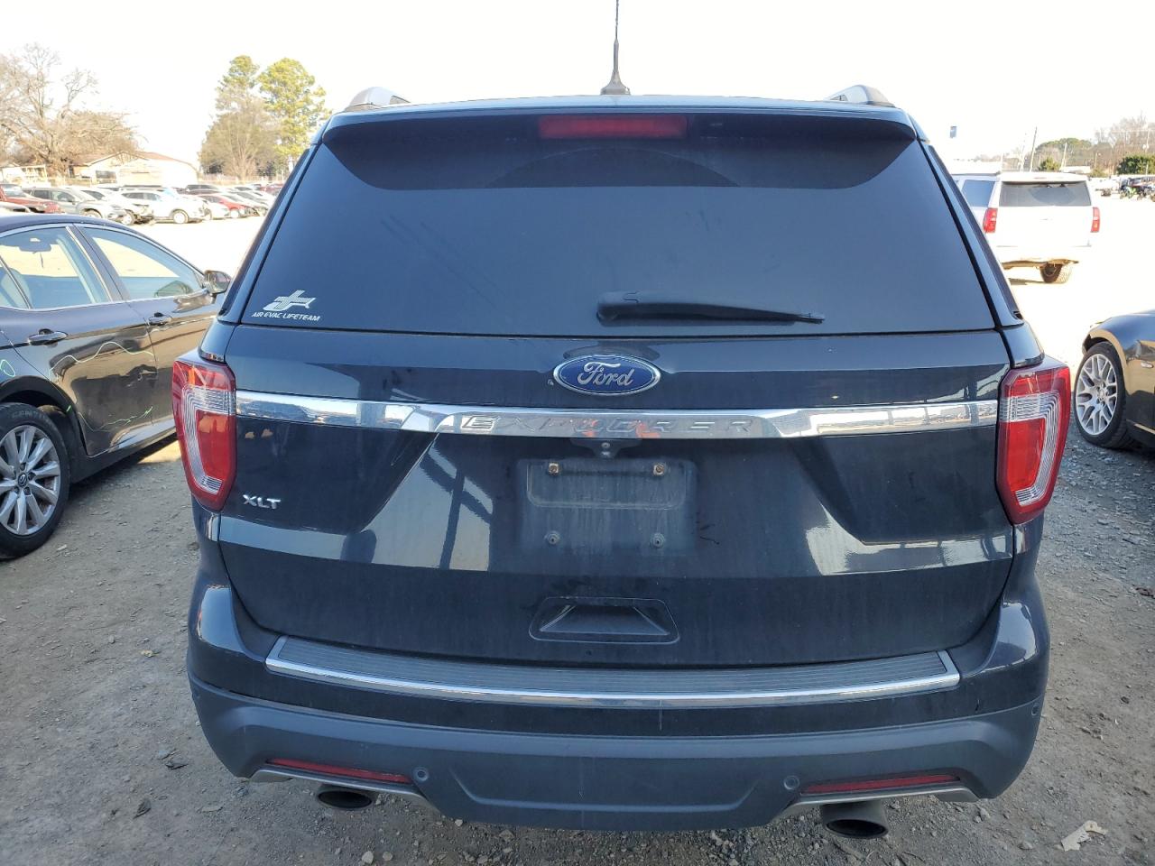 2018 Ford Explorer VIN 1FM5K7D88JGA51405 Copart auction photo, burn - interior damage thumbnail 6