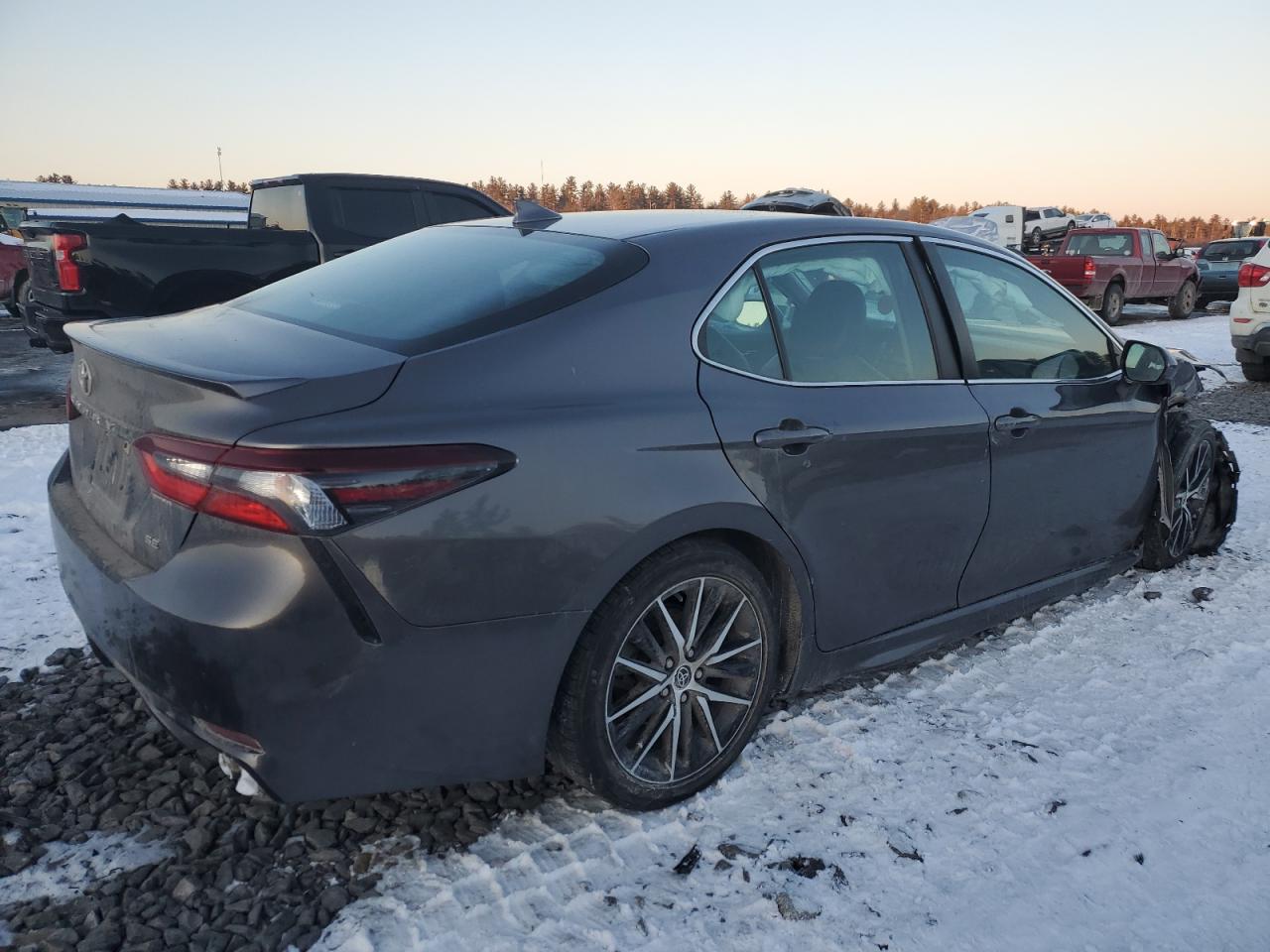 2021 Toyota Camry VIN 4T1G11AK1MU542672 Copart auction photo, front end damage thumbnail 3