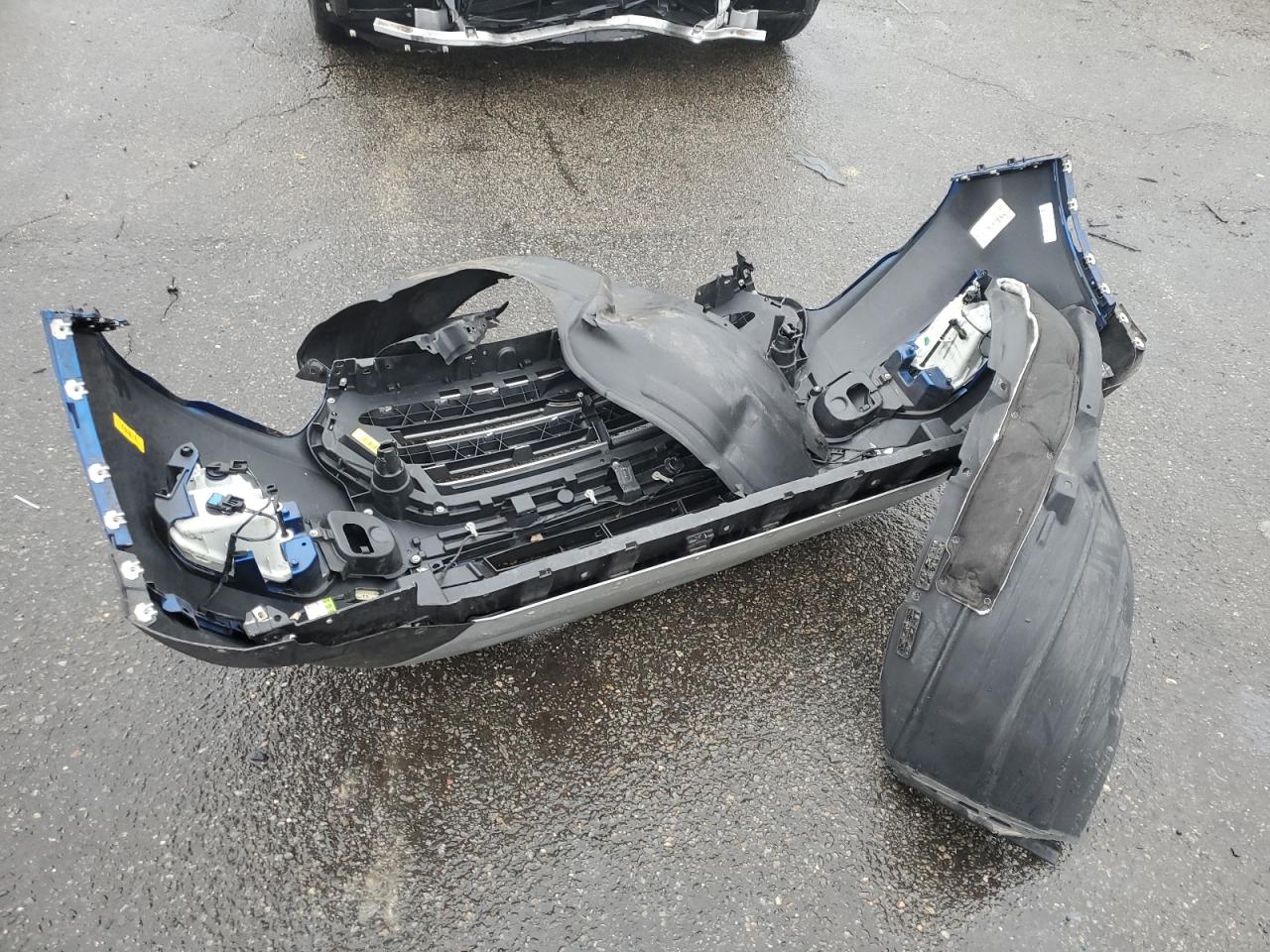2017 Ford Escape VIN 1FMCU9J90HUA08442 Copart auction photo, front end / minor dent/scratches damage thumbnail 13