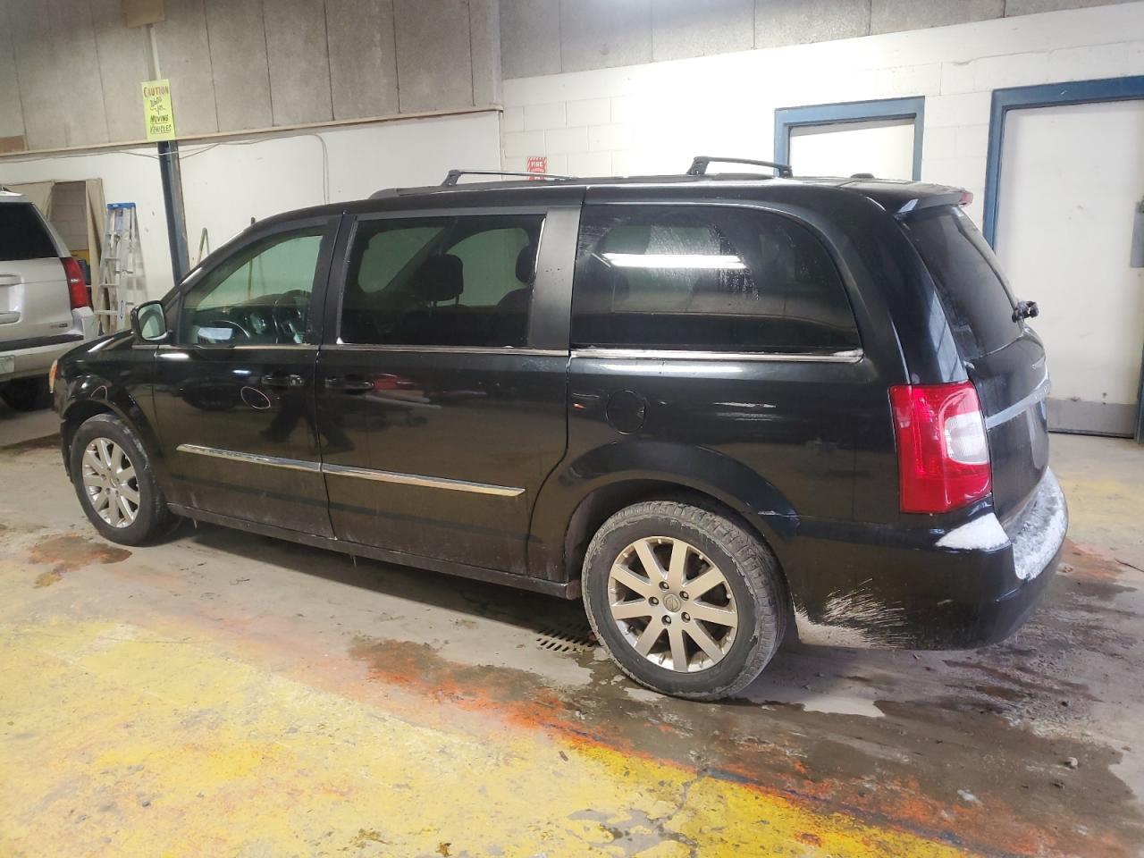 2014 Chrysler Town & Country VIN 2C4RC1BG8ER446893 Copart auction photo, front end / mechanical damage thumbnail 2