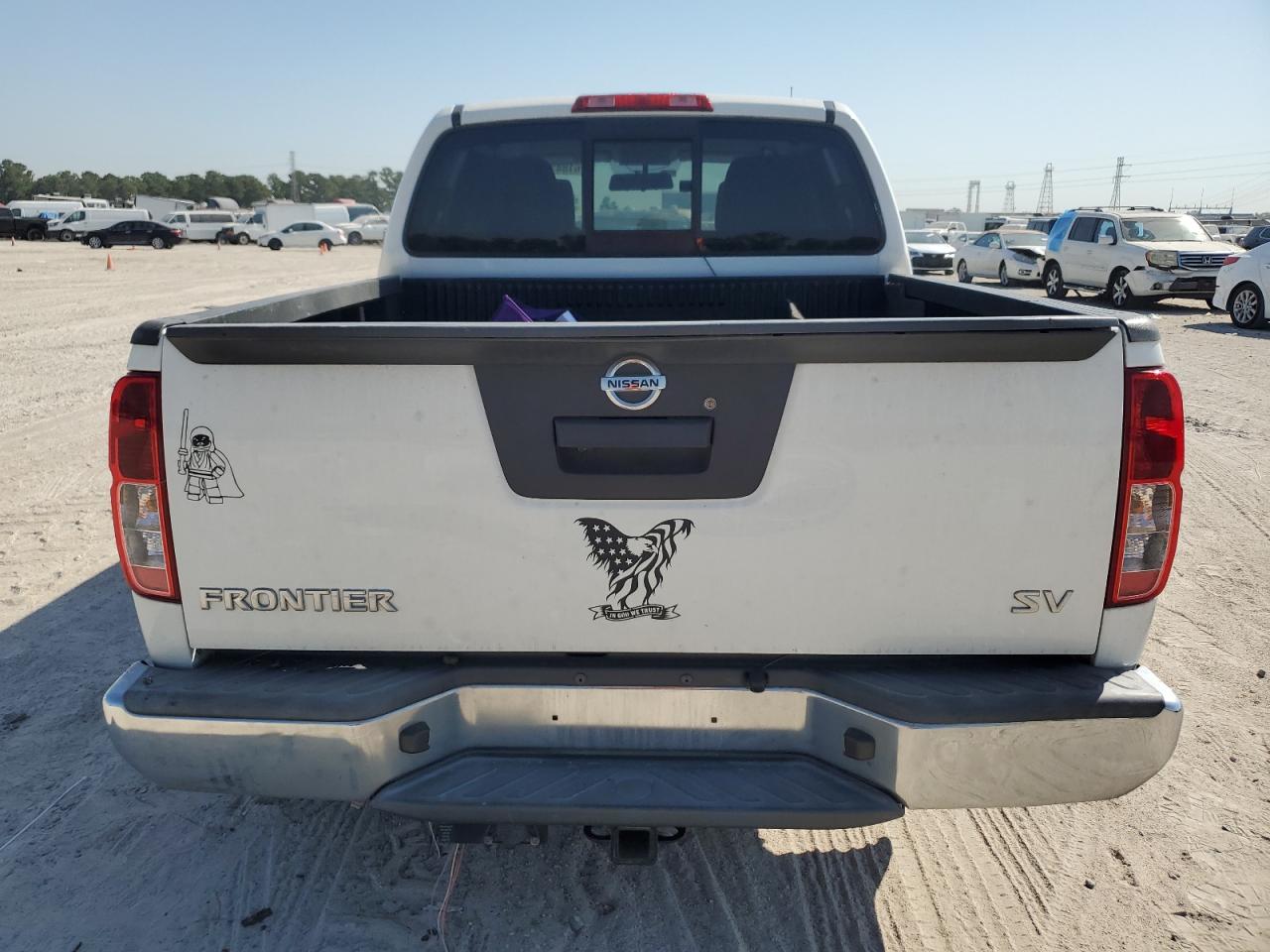 2019 Nissan Navara (Frontier) VIN 1N6AD0ER3KN875351 Copart auction photo, rear end damage thumbnail 6