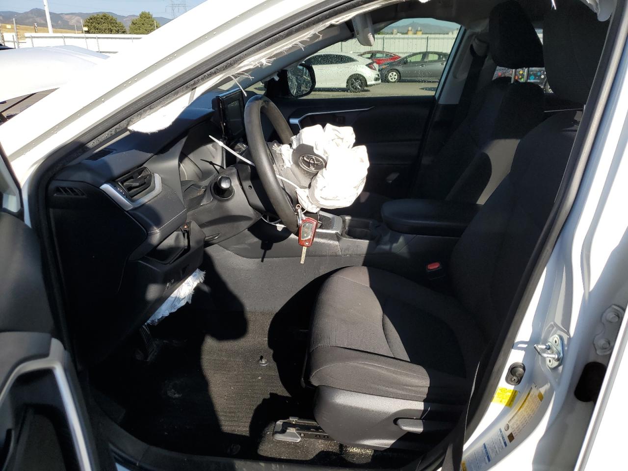 2019 Toyota RAV 4 VIN JTMF1RFV6KD013412 Copart auction photo, front end / side damage thumbnail 7