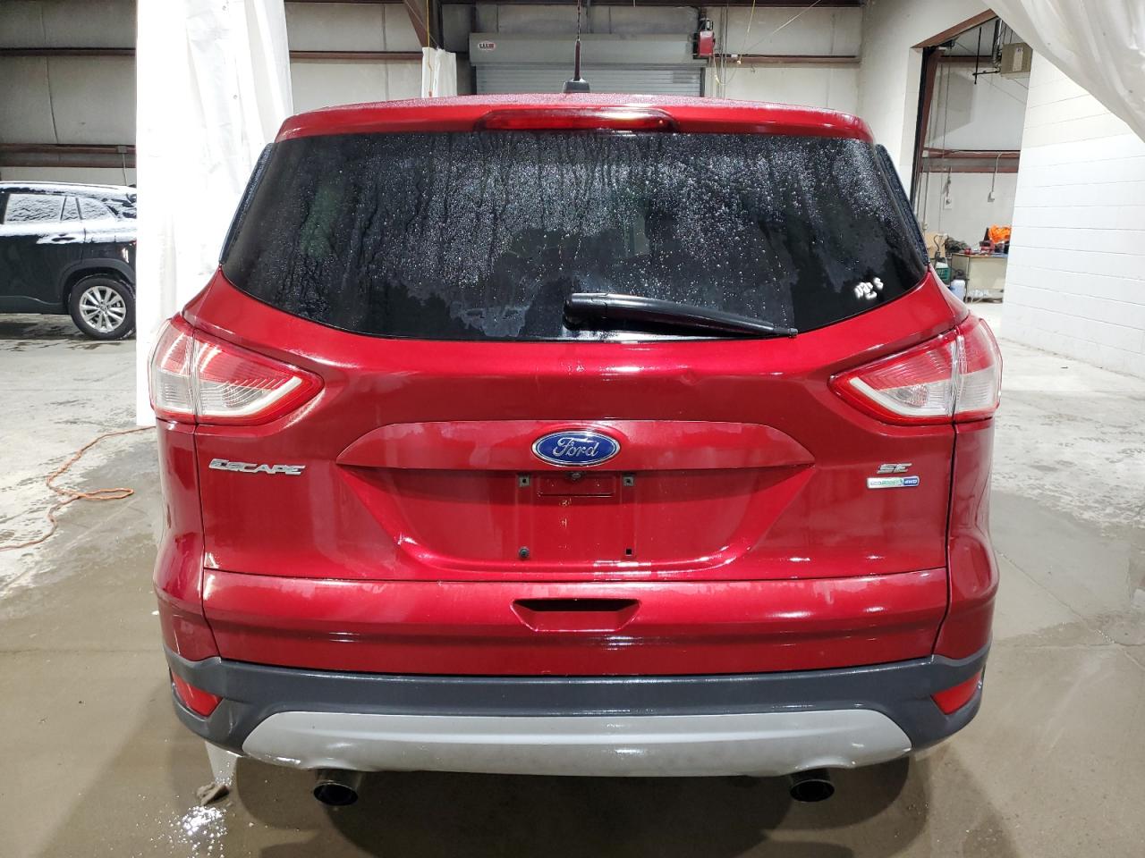 2016 Ford Escape VIN 1FMCU9GX2GUB80685 Copart auction photo, front end damage thumbnail 6