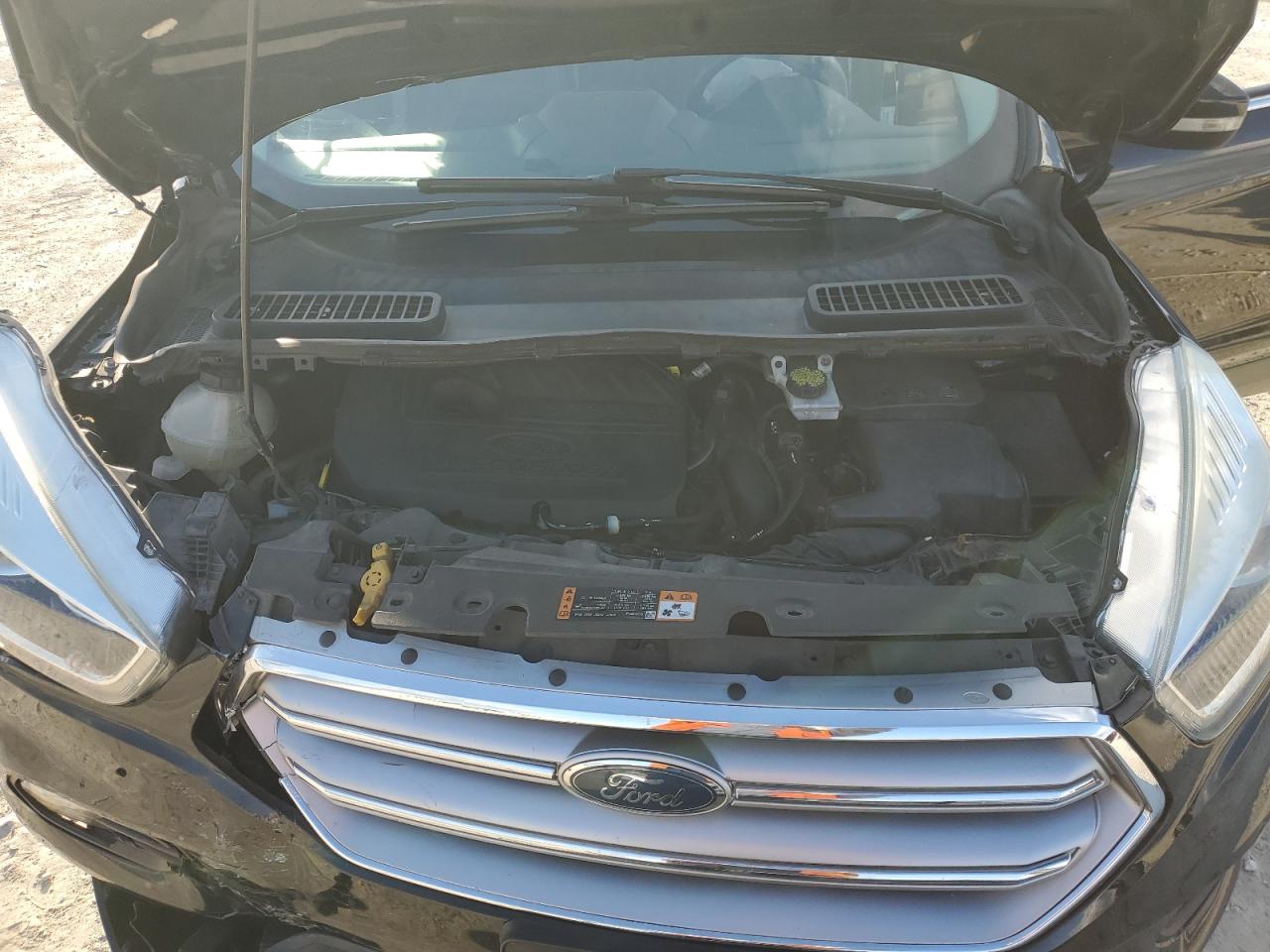 2017 Ford Escape VIN 1FMCU9JD1HUB51601 Copart auction photo, front end damage thumbnail 12