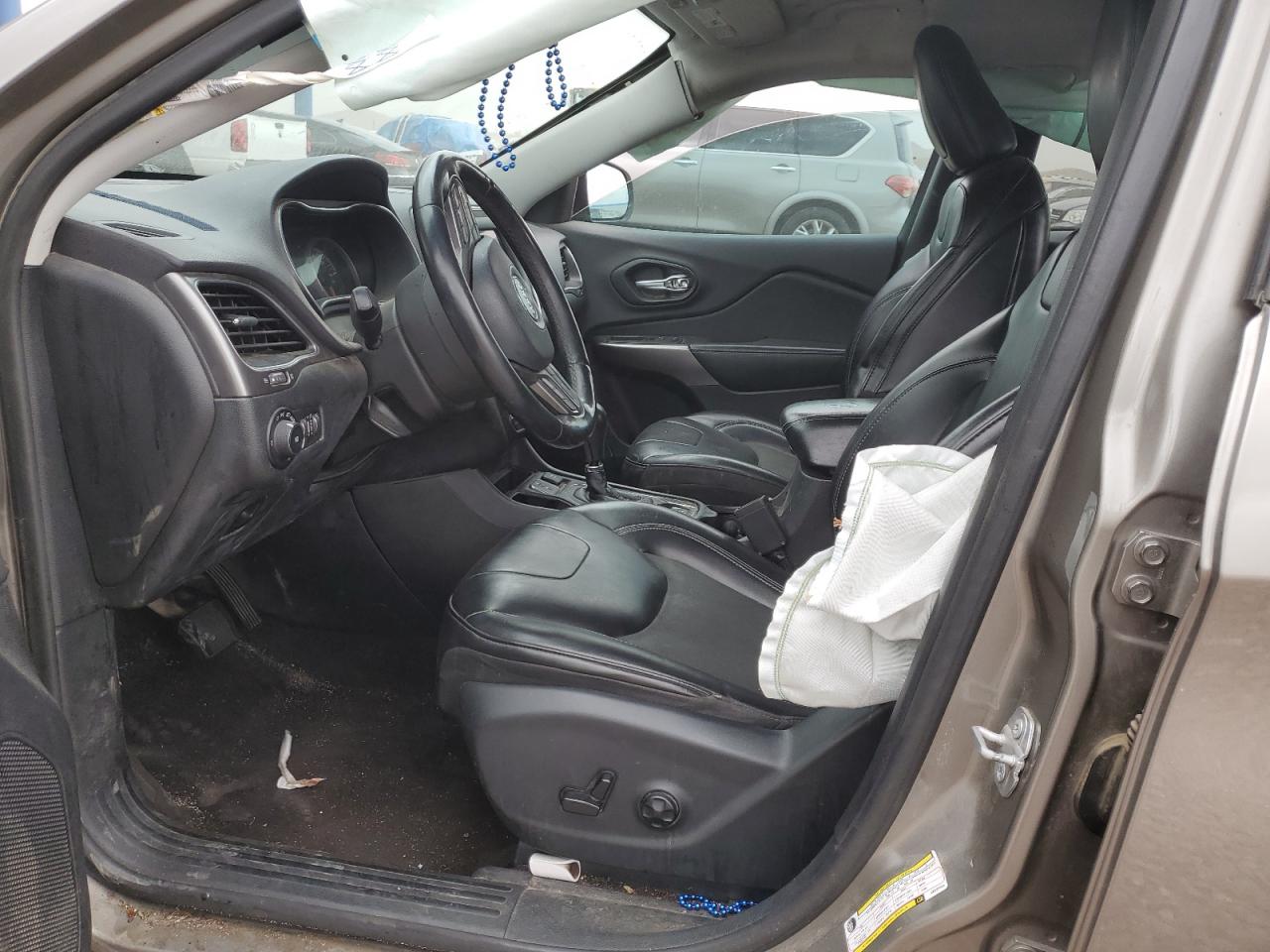 2019 Jeep Grand Cherokee VIN 1C4PJLLB0KD226030 Copart auction photo, side / rear end damage thumbnail 7