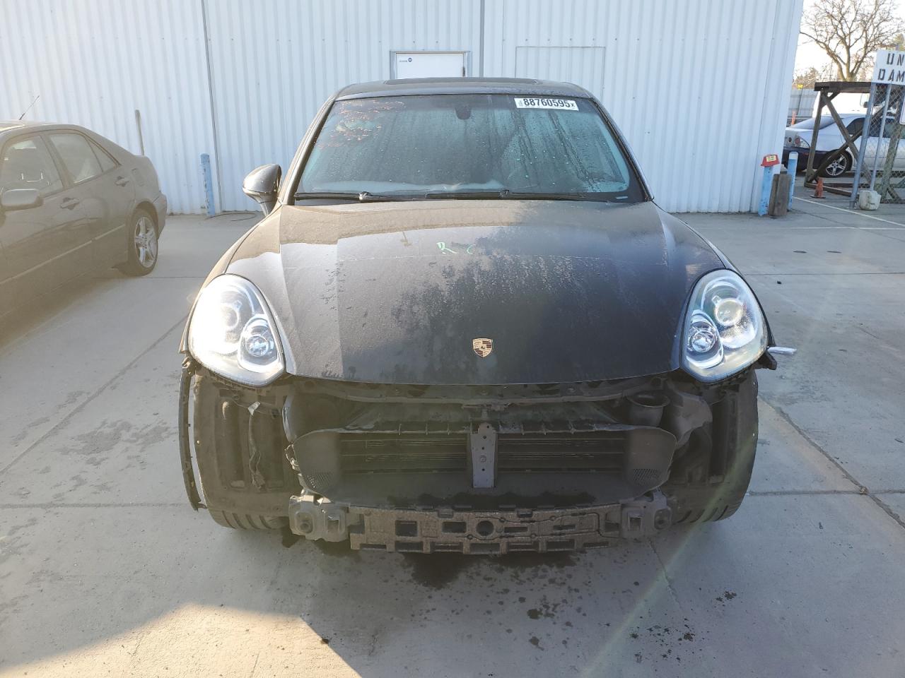 2016 Porsche Cayenne VIN WP1AA2A28GKA36433 Copart auction photo, front end / side damage thumbnail 5