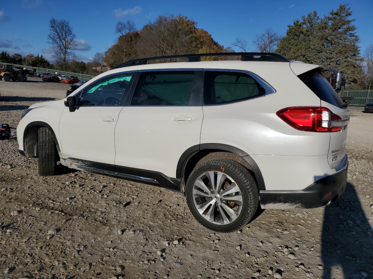 2020 Subaru Ascent VIN 4S4WMAMD0L3451283 Copart auction photo, side / front end damage thumbnail 2