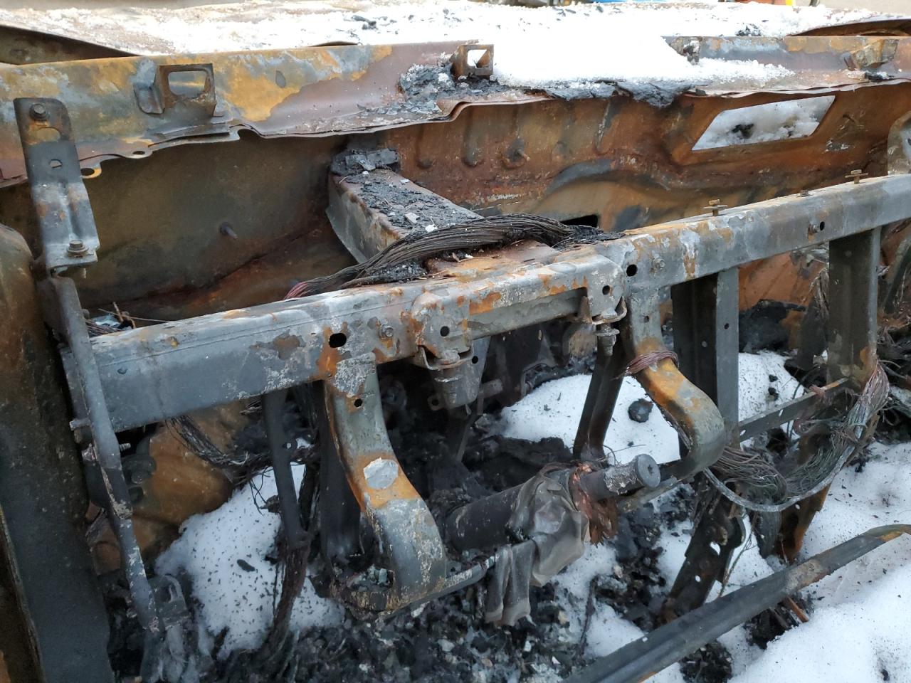 2021 Buick Enclave VIN 5GAEVCKW1MJ121650 Copart auction photo, burn damage thumbnail 9