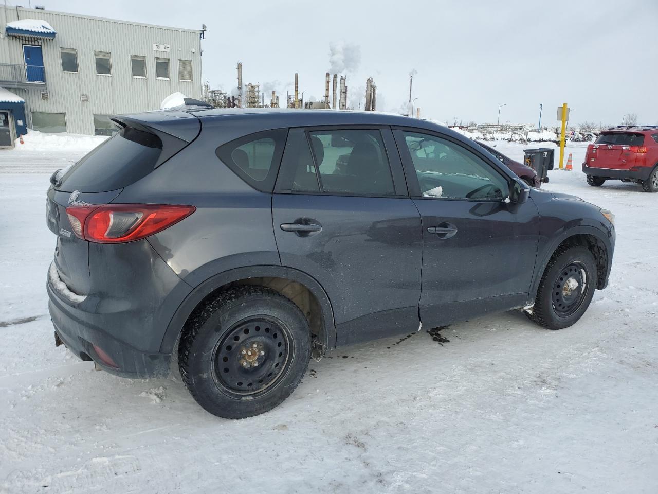 2016 Mazda CX-5 VIN JM3KE2BE4G0829900 Copart auction photo, front end / rear end damage thumbnail 3