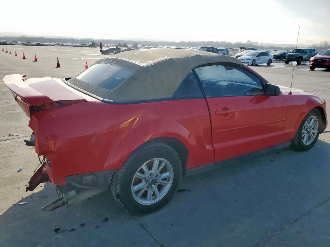 2006 Ford Mustang VIN 1ZVFT84N765138570 Copart auction photo, rear end / all over damage thumbnail 3