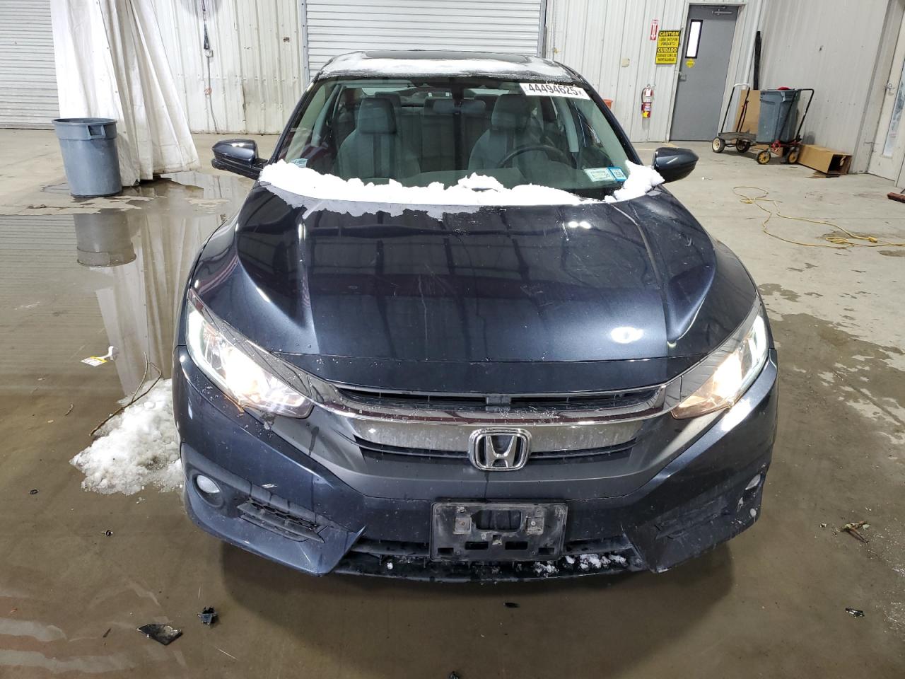 2016 Honda Civic VIN 19XFC1F35GE220129 Copart auction photo, rear end damage thumbnail 5