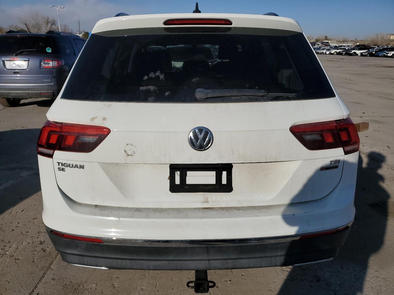 2018 Volkswagen Tiguan VIN 3VV2B7AX3JM135058 Copart auction photo, front end / mechanical damage thumbnail 6